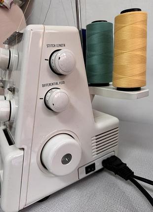 Оверлок чотирьохнитковий janome ml 250d 2