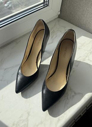 Туфлі човники nine west 41 5