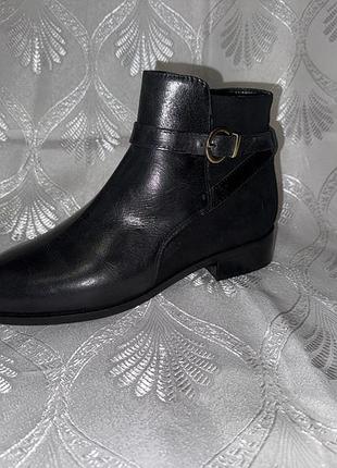 Кожаные ботильоны carvela kurt geiger titan индия р.39 ( 25.50см)