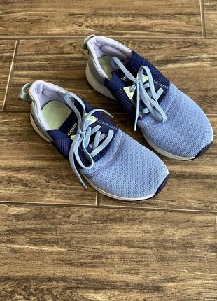 Кросівки new balance