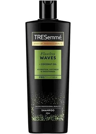 Шампунь 400мл flawltss wavts зволожуючий з кокосовою олією тм tresemme