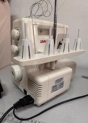 Оверлок чотирьохнитковий janome ml 250d 9