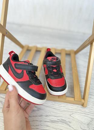 Nike кросівки 23,5 розмір