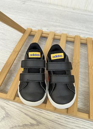 Adidas кросівки 20 розмір 2