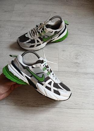 Кросівки чоловічі nike v2k run оригінал.