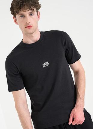 Мужская белая прямая футболка jack & jones черный, s