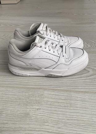 Продам оригінальні кросівки puma (біло-сірі)