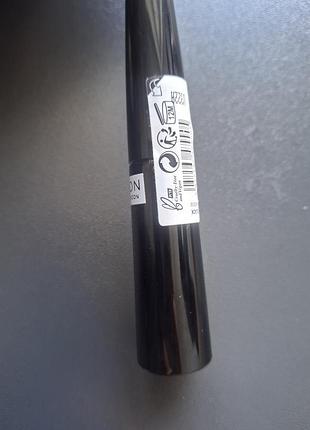Черная жидкая подводка relove dip eyeliner 3