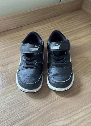Кросівки puma розмір 25 для дітей. звертайтеся за додатковою інформацією.