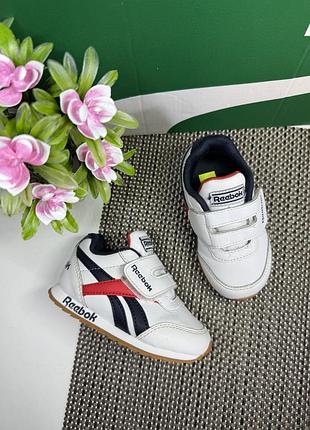 Оригінальні кросівки reebok