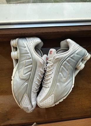 Nike shox r4 44 білі 4