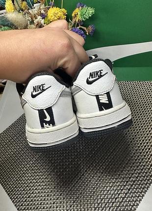Оригинальные кроссовки nike 4