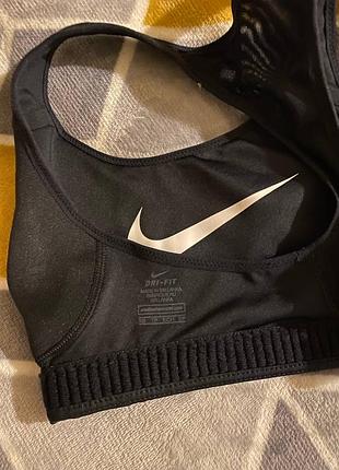 Nike стильний топ 5
