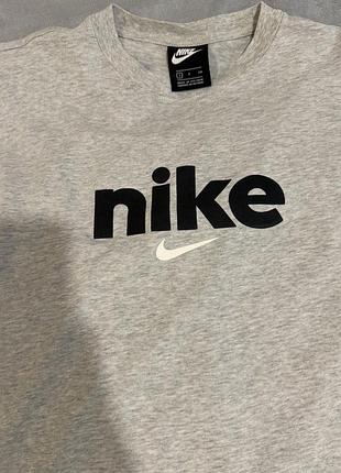 Спортивна жіноча кофта 3
