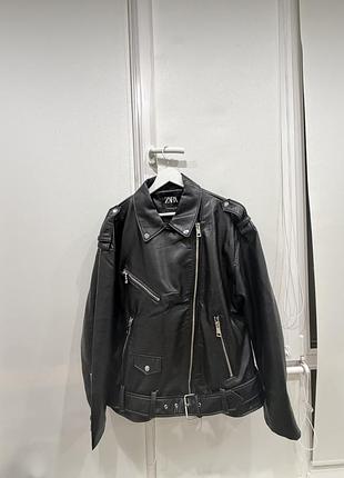 Продам куртку кожзам zara