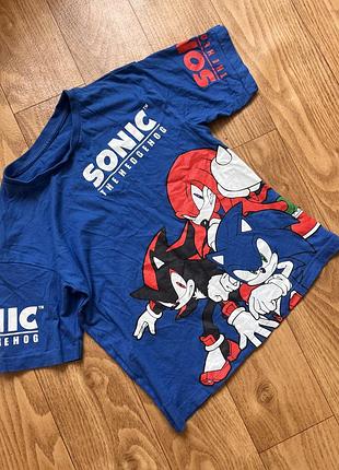 Яскрава футболка оверсайз sonic