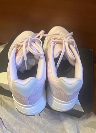 Кросівки adidas жіночі 3