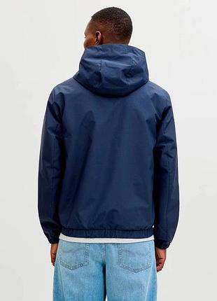 Мужская чёрная прямая куртка jack & jones xs 2