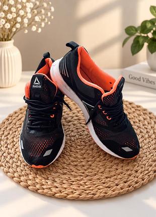 Жіночі кросівки reebok