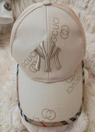 Бейсболка gucci