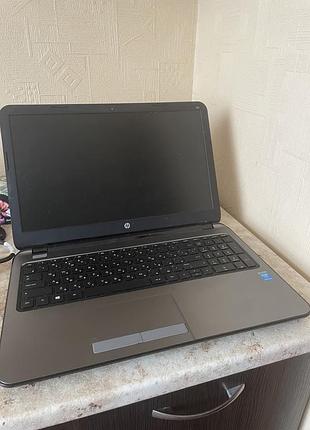 Ноутбук hp 250 / 15.6" / 4 гб / для офісу та навчання