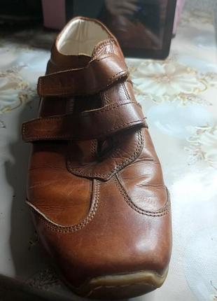 Продам бренд туфли prada 2