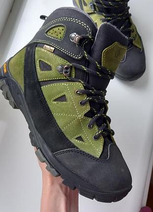 Треккинговые ботинки trevolution с мембраной waterproof на подошве vibram