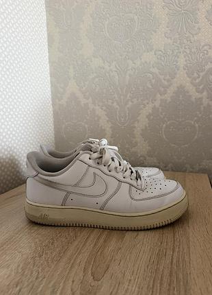 Чоловічі кросівки nike air force білого кольору, 42 розмір