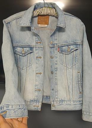Джинсовая курточка levis оригинал