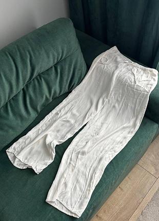 Белые сатиновые брюки. pull &amp; bear 3