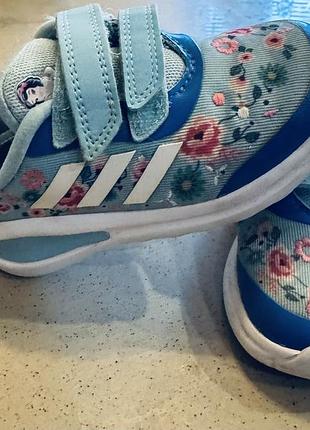 Оригінальні кросівки adidas 24 розмір