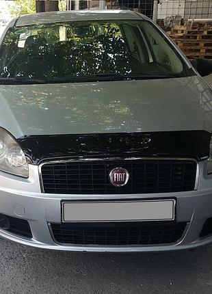 Дефлектор капота (мухобойка) для fiat linea 2007-2012 (tan24)