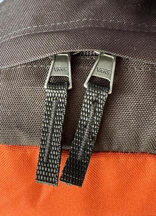 Vans wm realm backpack в расцветке paprika/checkerboard 2
