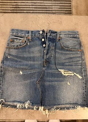 Джинсова спідниця levi’s розмір м