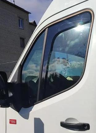 Дефлекторы окон (ветровики) renault master / vauxhall 2010+ вставні (hawk)