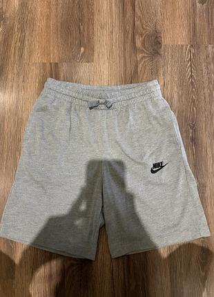 Шорты nike