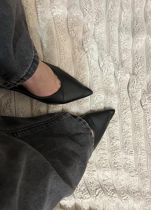 Туфли лодочки с v-вырезом m&amp;s 2