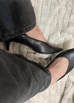 Туфли лодочки с v-вырезом m&amp;s 5