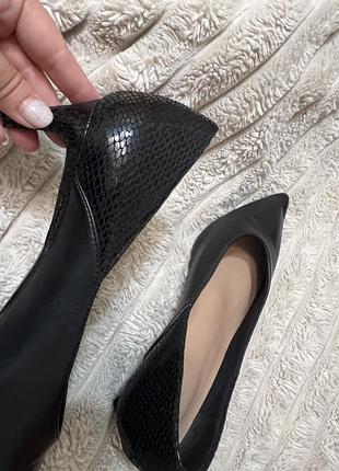 Туфли лодочки с v-вырезом m&amp;s 7