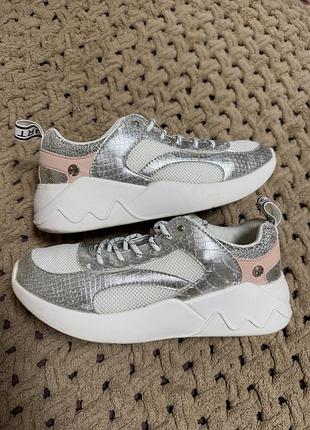 Кросівки kurt geiger