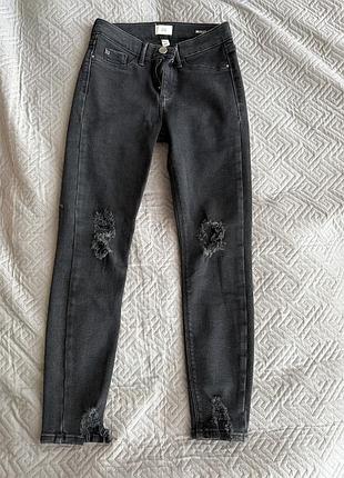 Джинси фірми river island
