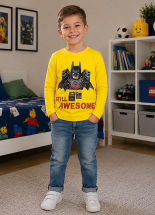 Яскравий реглан від lego wear.
