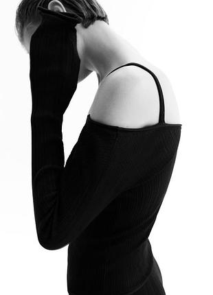 H&m studio трикотажний топ в рубчик arket massimo dutti