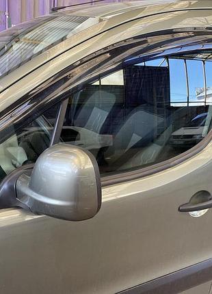 Ветровики для peugeot partner ii 2008-2018 (hic) (на скотче) peu23