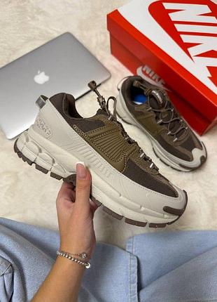 Кроссовки nike air zoom vomero roam light bone