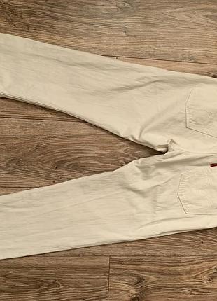 Джинси молочного кольору levis501 4