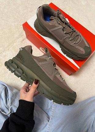 Кроссовки nike air zoom vomero roam mink brown medium olive