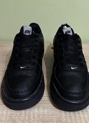 Кроссовки nike air force 1 lv8 utility