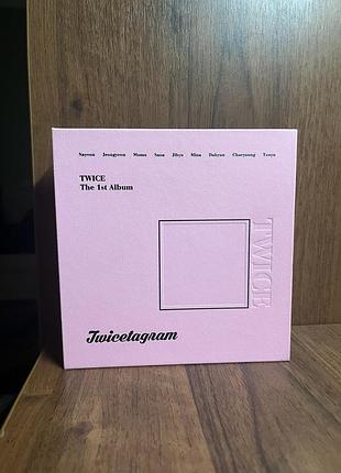 Оригінальний альбом k-pop групи twice “twicetagram”+ 2 набори оригінальних карт