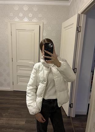 Куртка молочного кольору 3